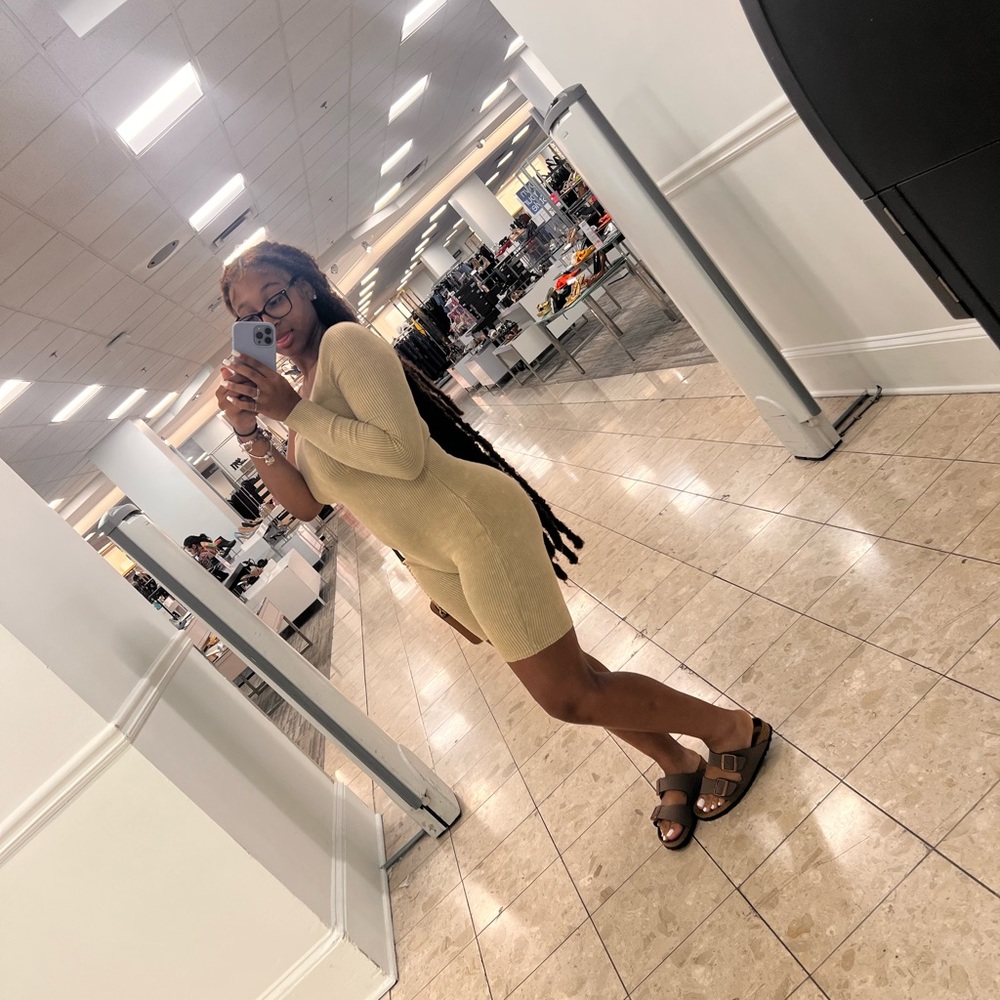 Meet your Posher, Amiya